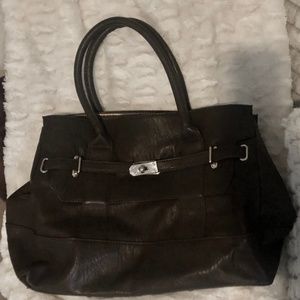 Aldo Satchel